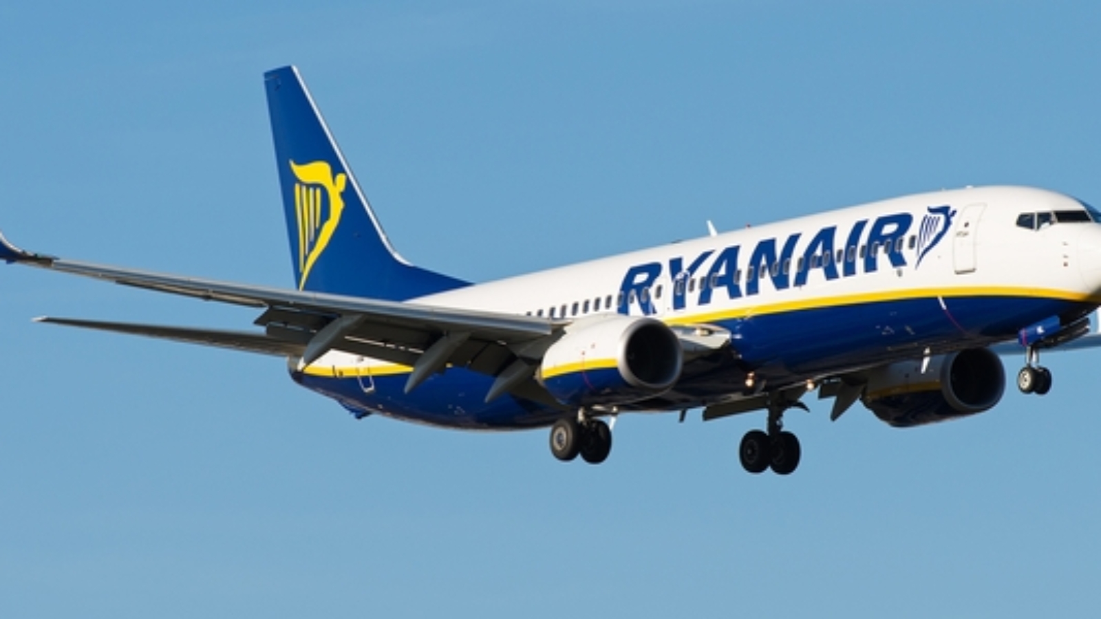 flights-airlines--Ryanair--620x300