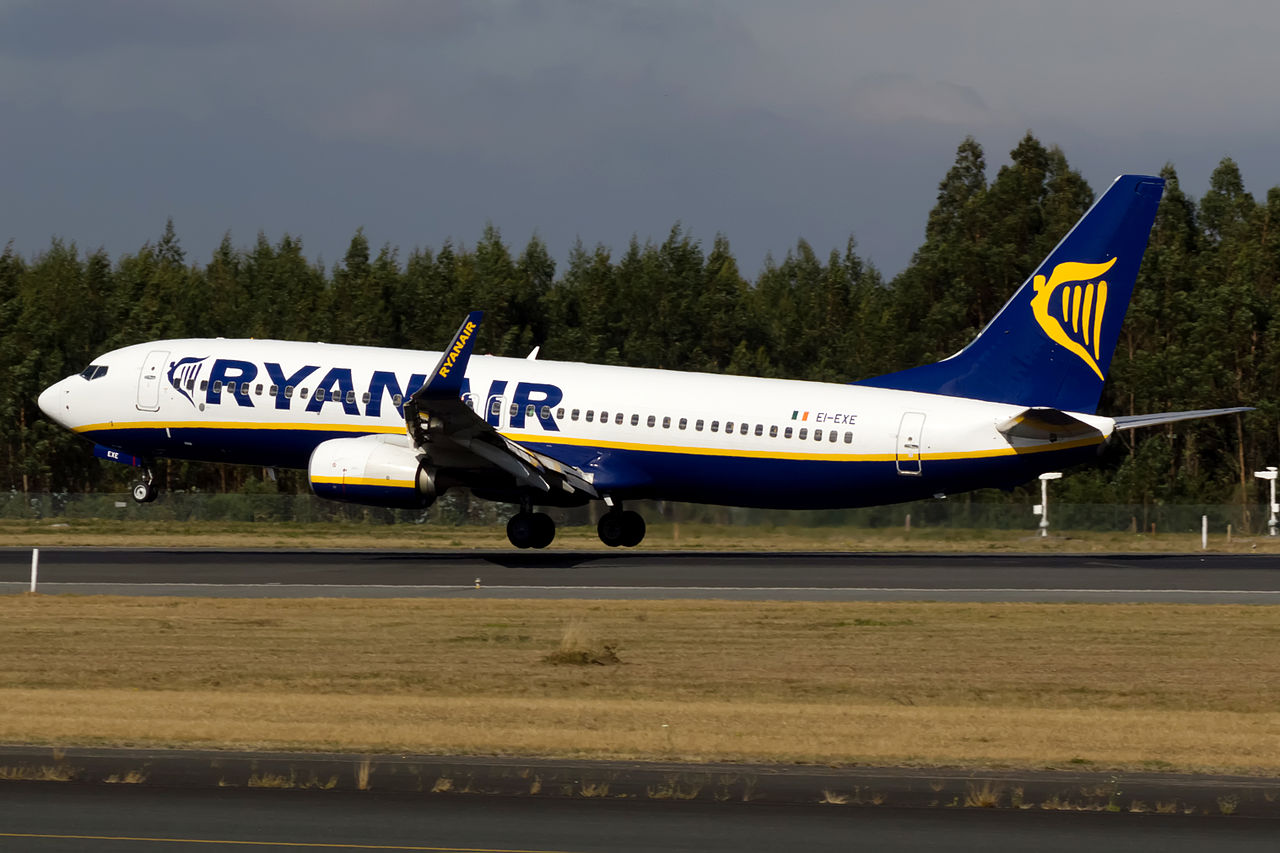 EI EXE 737 Ryanair SCQ